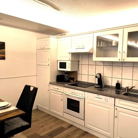 Buddy, 2 Grosse Mit Balkon *