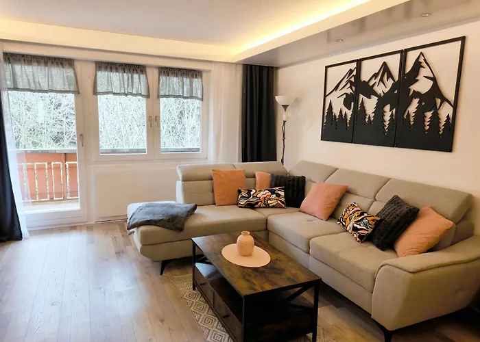 Apartman Buddy, 2 Grosse Mit Balkon *