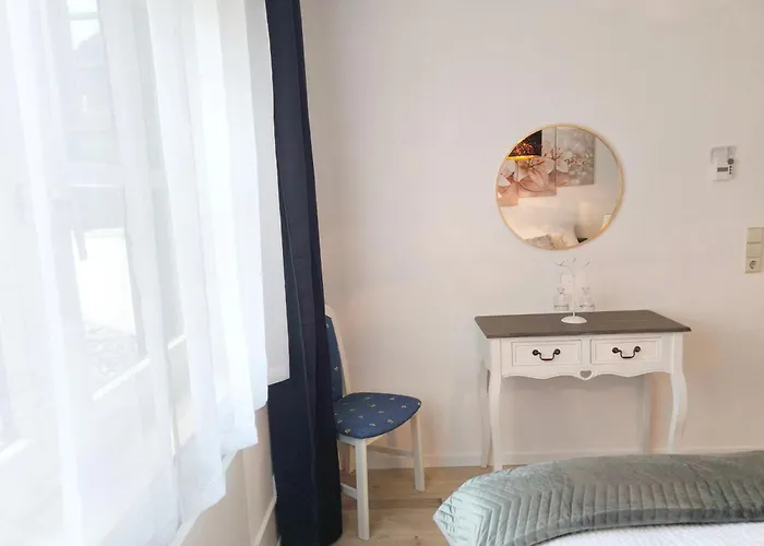 Lägenhet Buddy, 2 Grosse Mit Balkon *